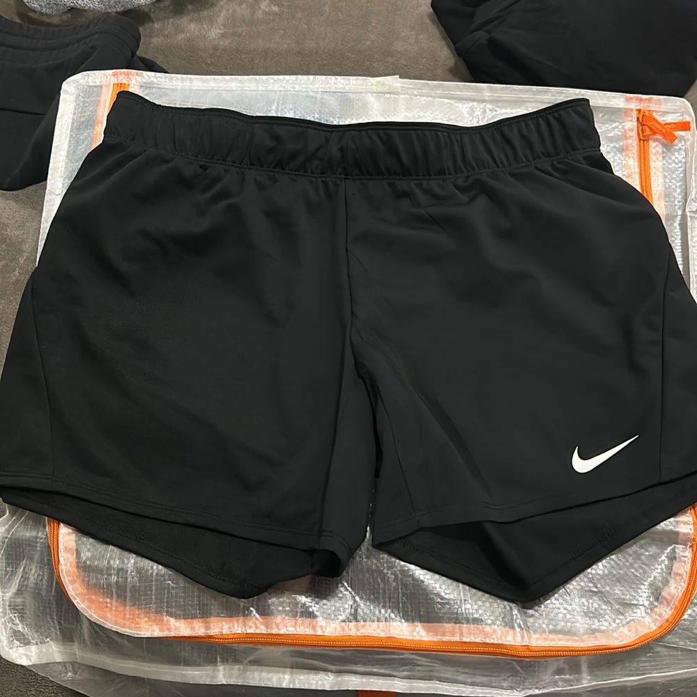Running shorts